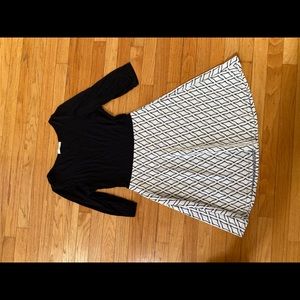 Le Lis Women’s A line Dress Size M Black White